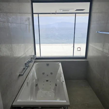 Deluxe Villa *