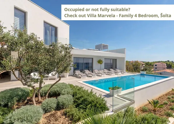 Deluxe Villa